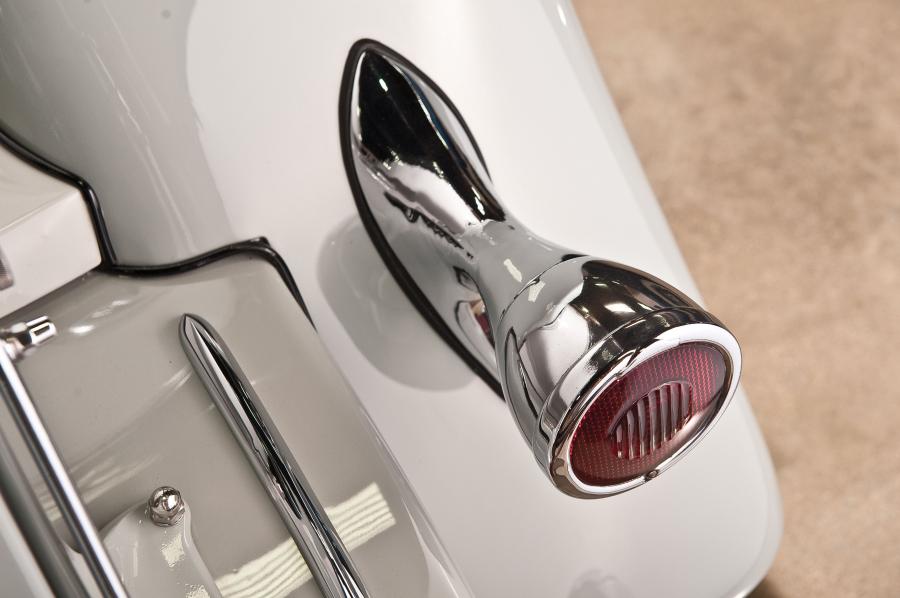 Детали экстерьера Packard Eight Dual Cowl Sport Phaeton 1934 года  (фото 9 из 23)